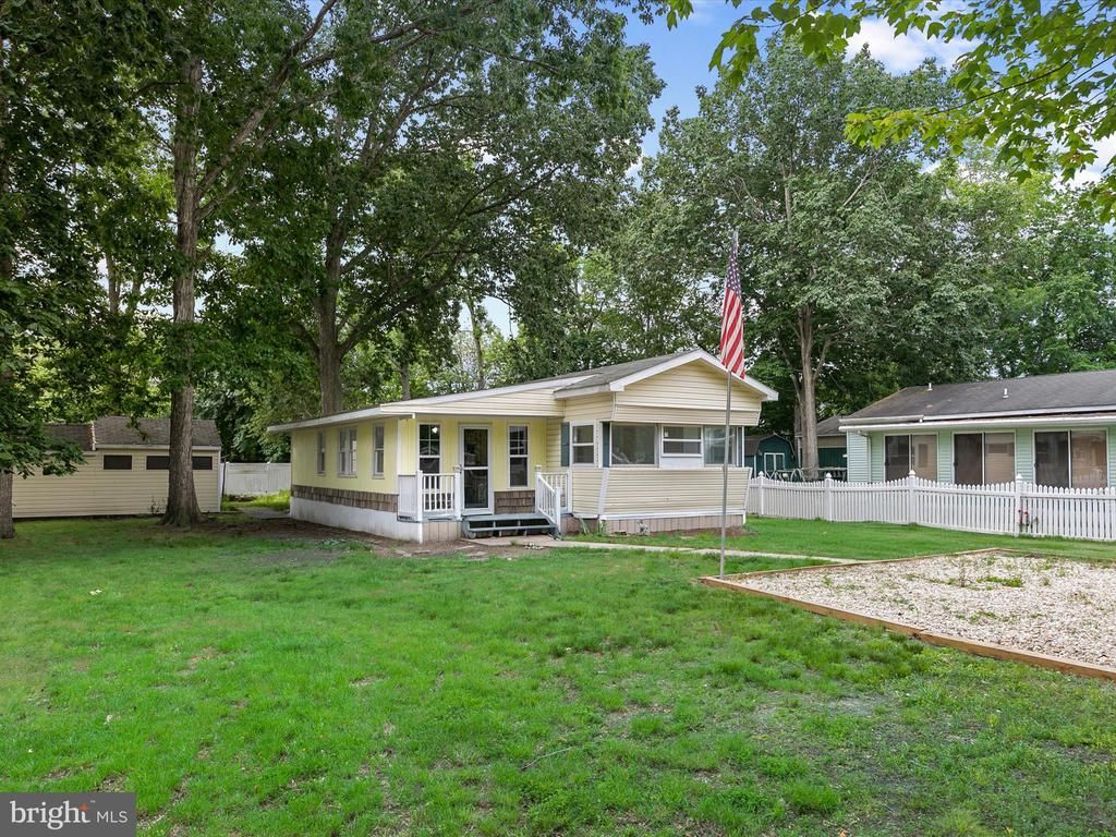 37530 Oak Street, Ocean View, DE 19970 Main Photo