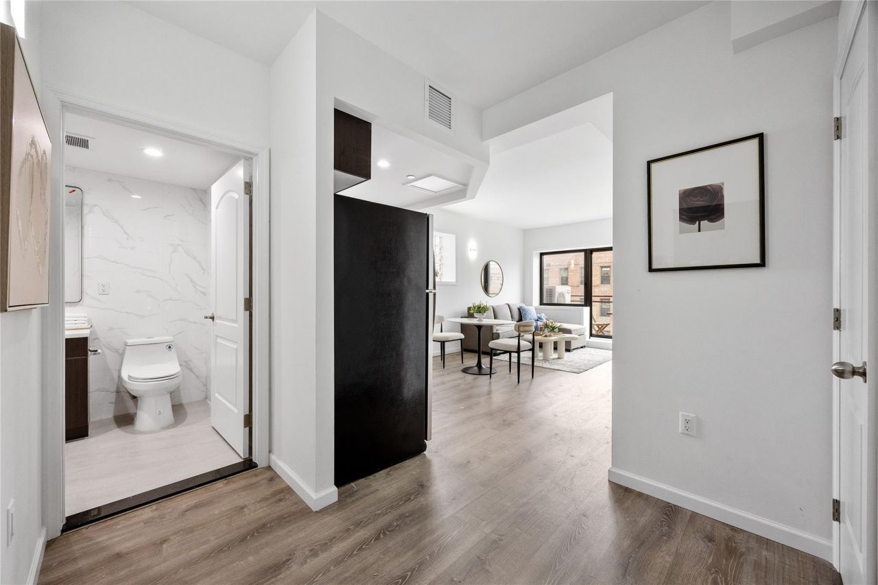 97-30 64th Avenue, Unit 3B, Rego Park, NY 11374 Main Photo