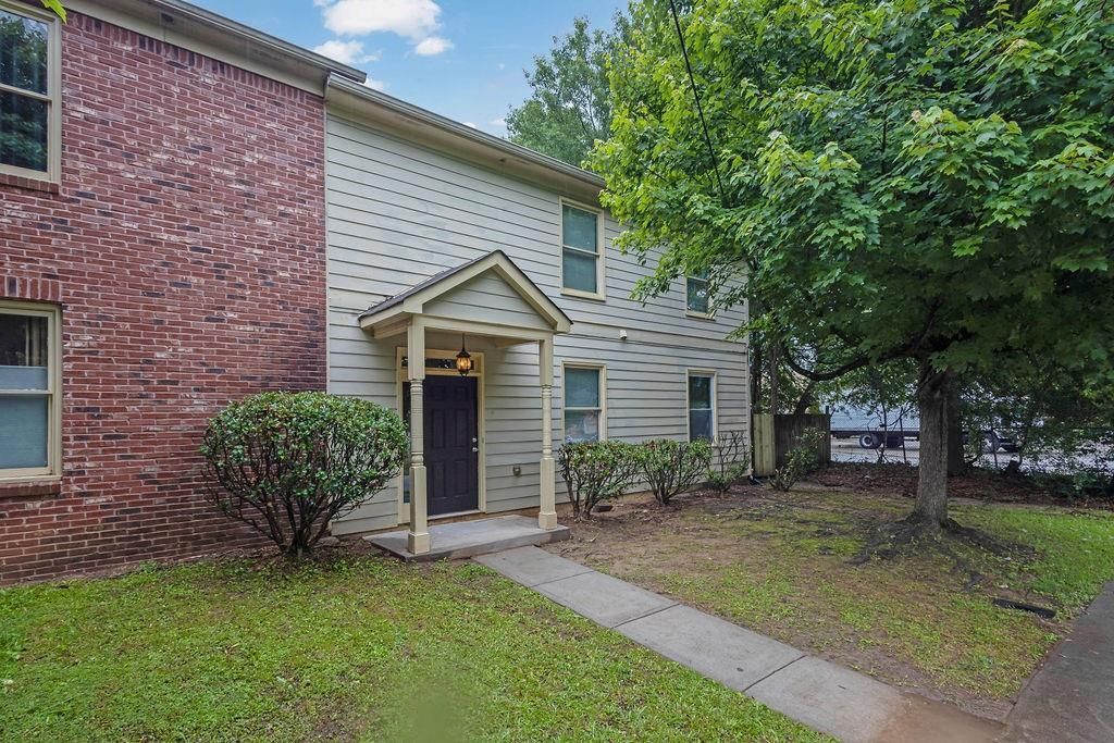 1707 W Taylor Avenue, Atlanta, GA 30344 Main Photo