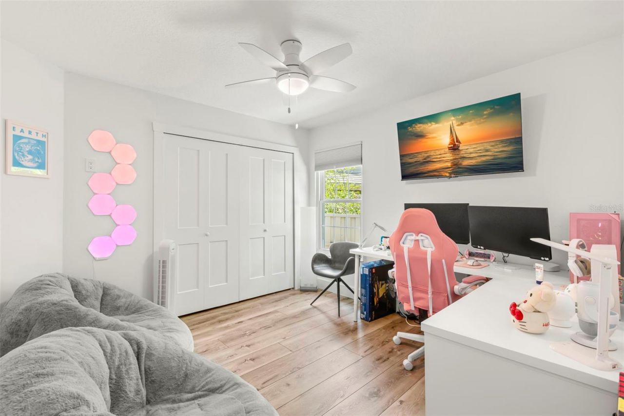 5102 White Pine Circle Ne, Saint Petersburg, FL 33703 Photo