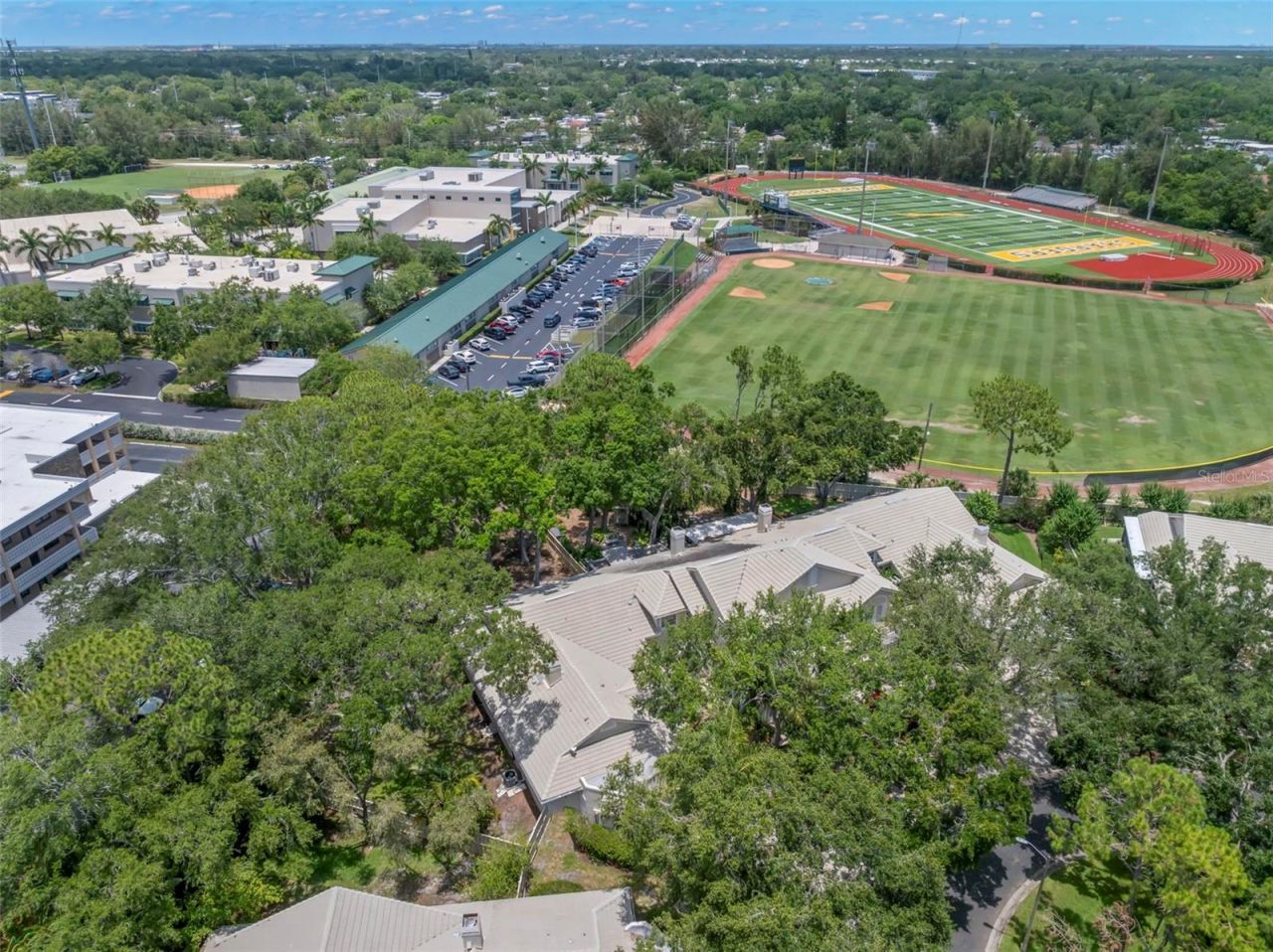 5102 White Pine Circle Ne, Saint Petersburg, FL 33703 Photo