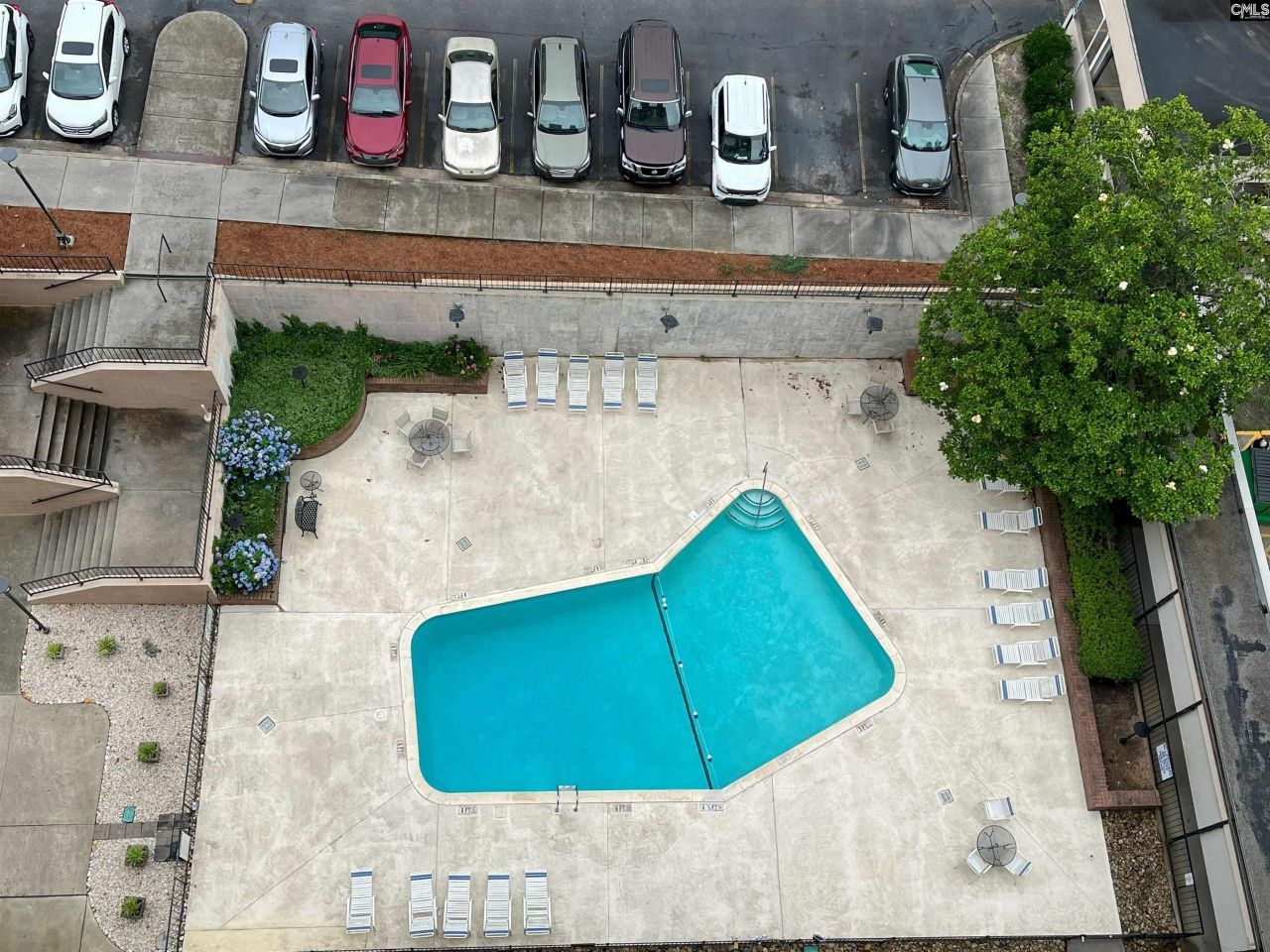 1825 St. Julian Place Photo 15