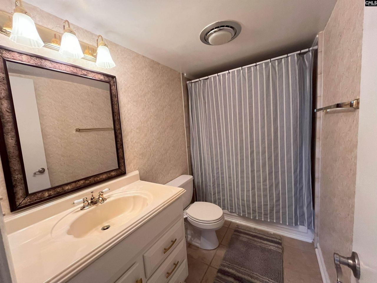 1825 St. Julian Place Photo 19