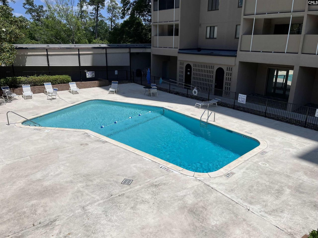 1825 St. Julian Place Photo 32