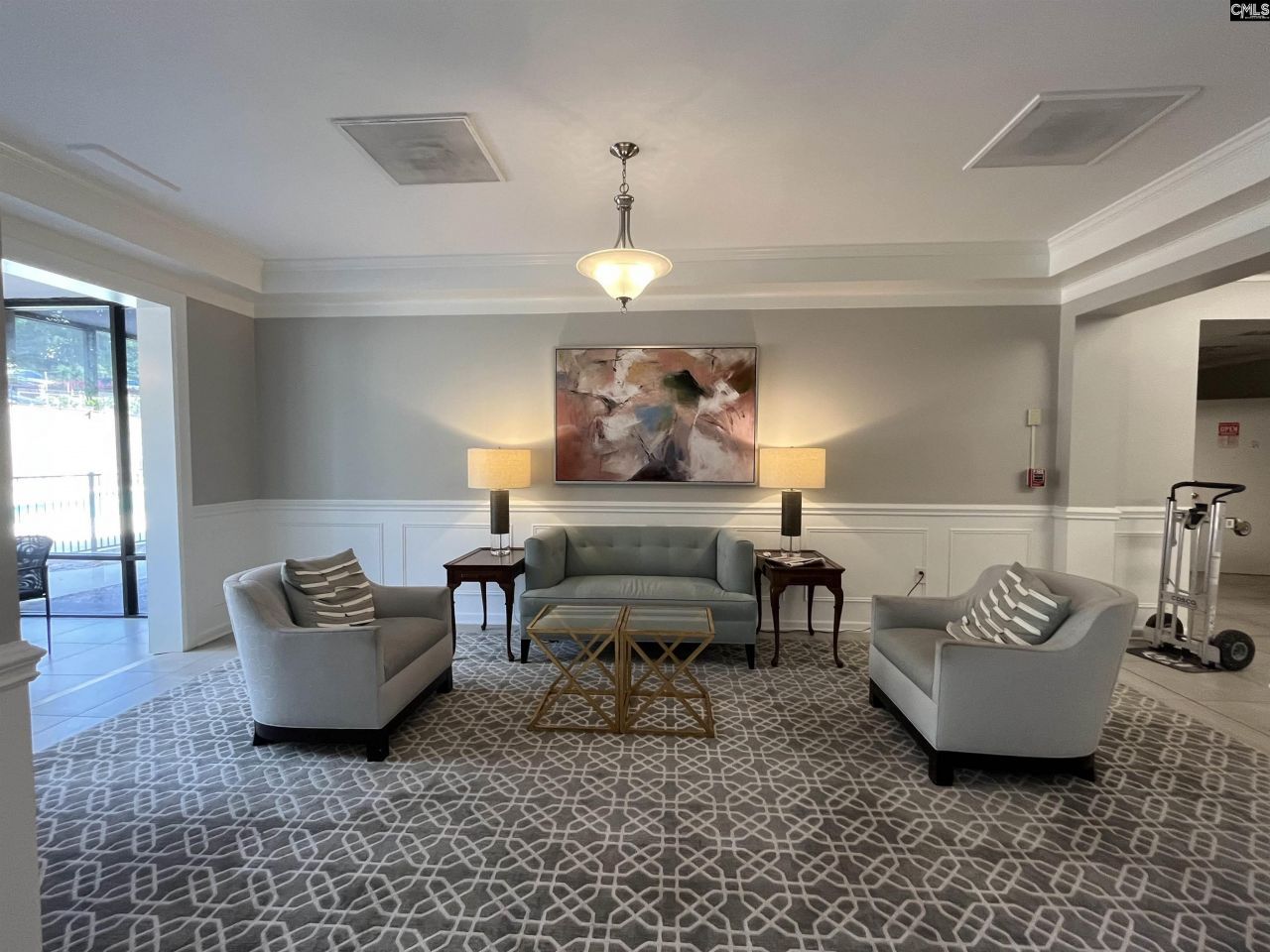 1825 St. Julian Place Photo 36