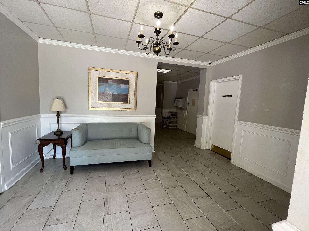 1825 St. Julian Place Photo 47