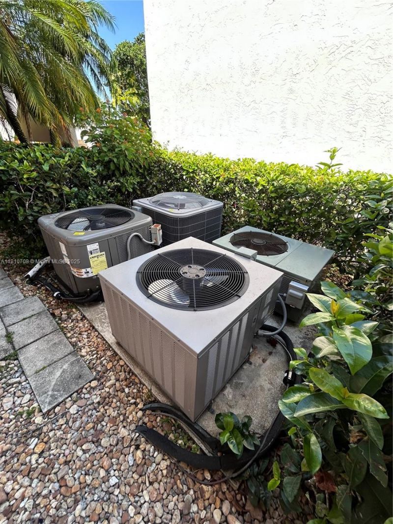 9577 W Mcnab Rd, Unit 110, Tamarac, FL 33321 Photo