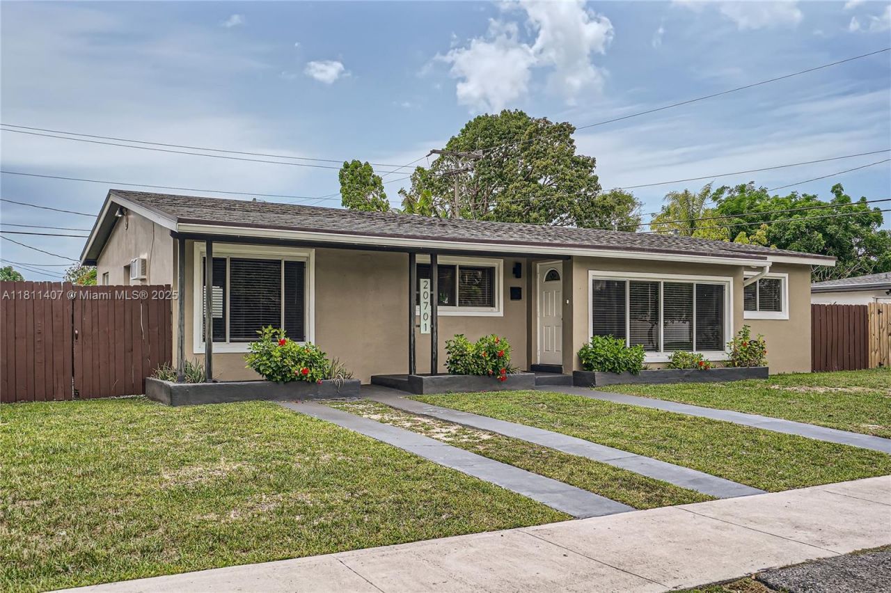 20701 Eagle Nest Rd, Cutler Bay, FL 33189 Photo