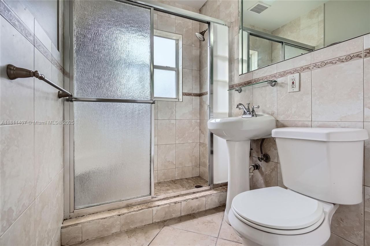 20701 Eagle Nest Rd, Cutler Bay, FL 33189 Photo