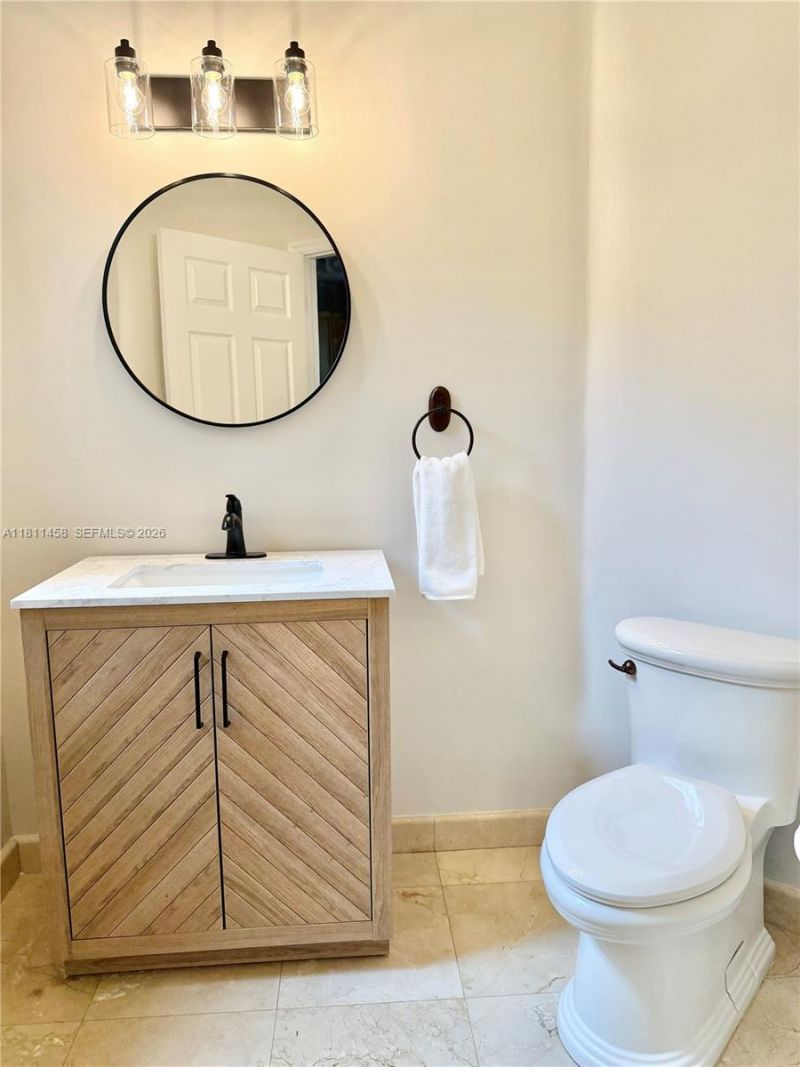 8205 SW 171st Ter, Palmetto Bay, FL 33157 Photo