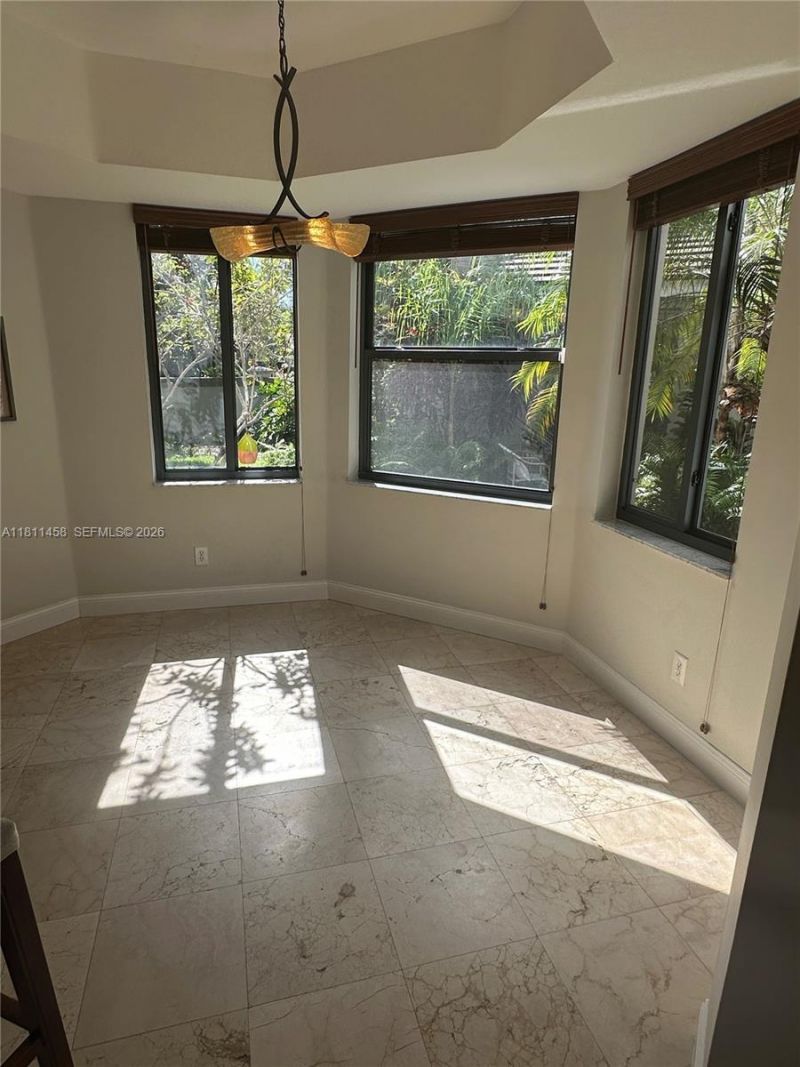 8205 SW 171st Ter, Palmetto Bay, FL 33157 Photo