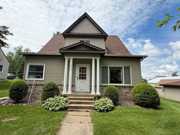 409 Maple Street N, Mabel, MN 55954