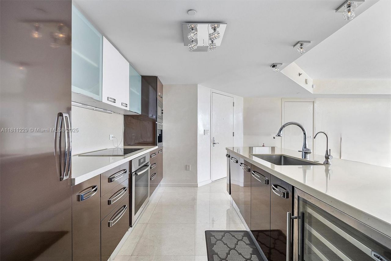 17201 Collins Ave, Unit 1205, Sunny Isles Beach, FL 33160 Photo