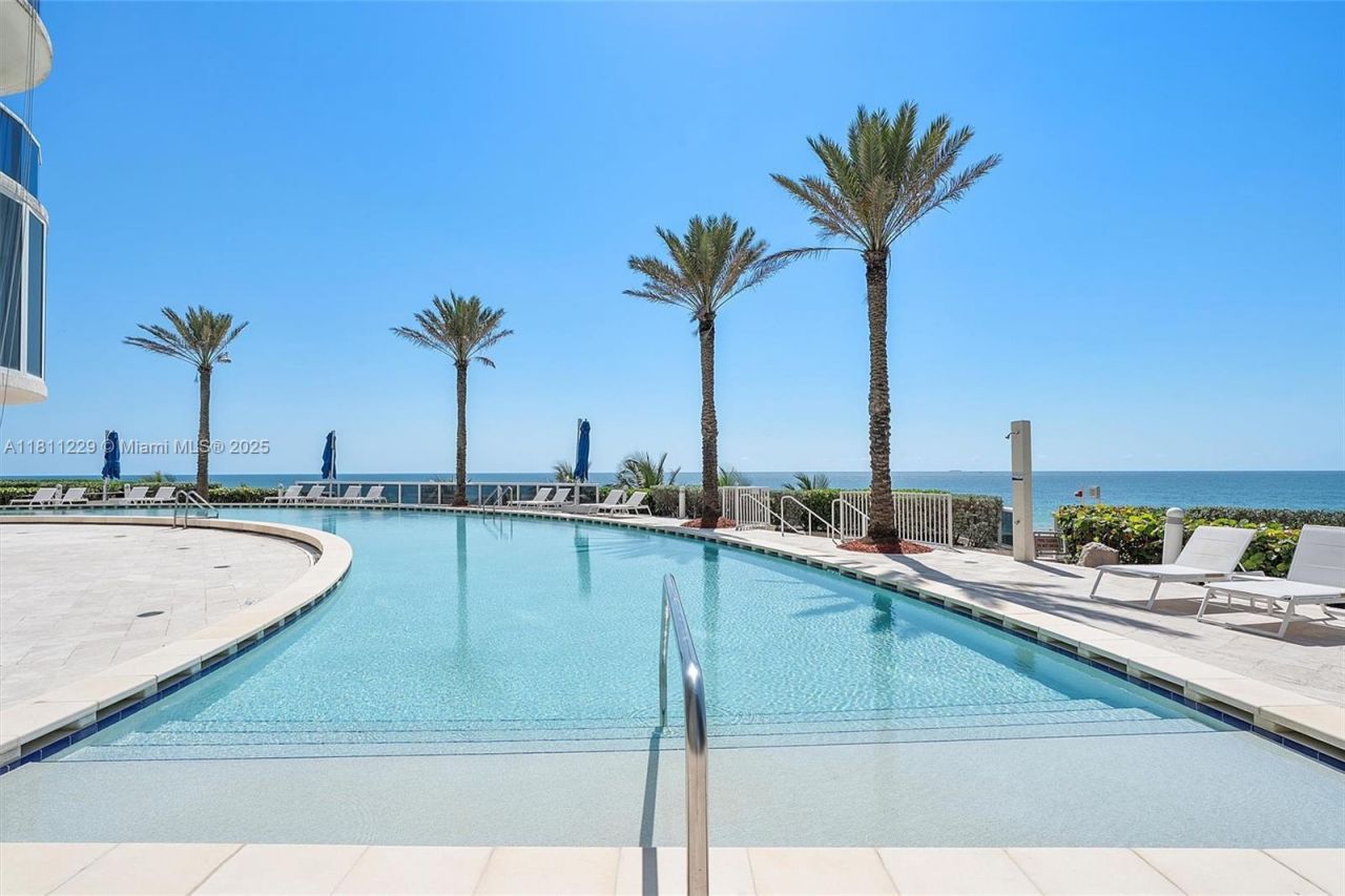 17201 Collins Ave, Unit 1205, Sunny Isles Beach, FL 33160 Photo