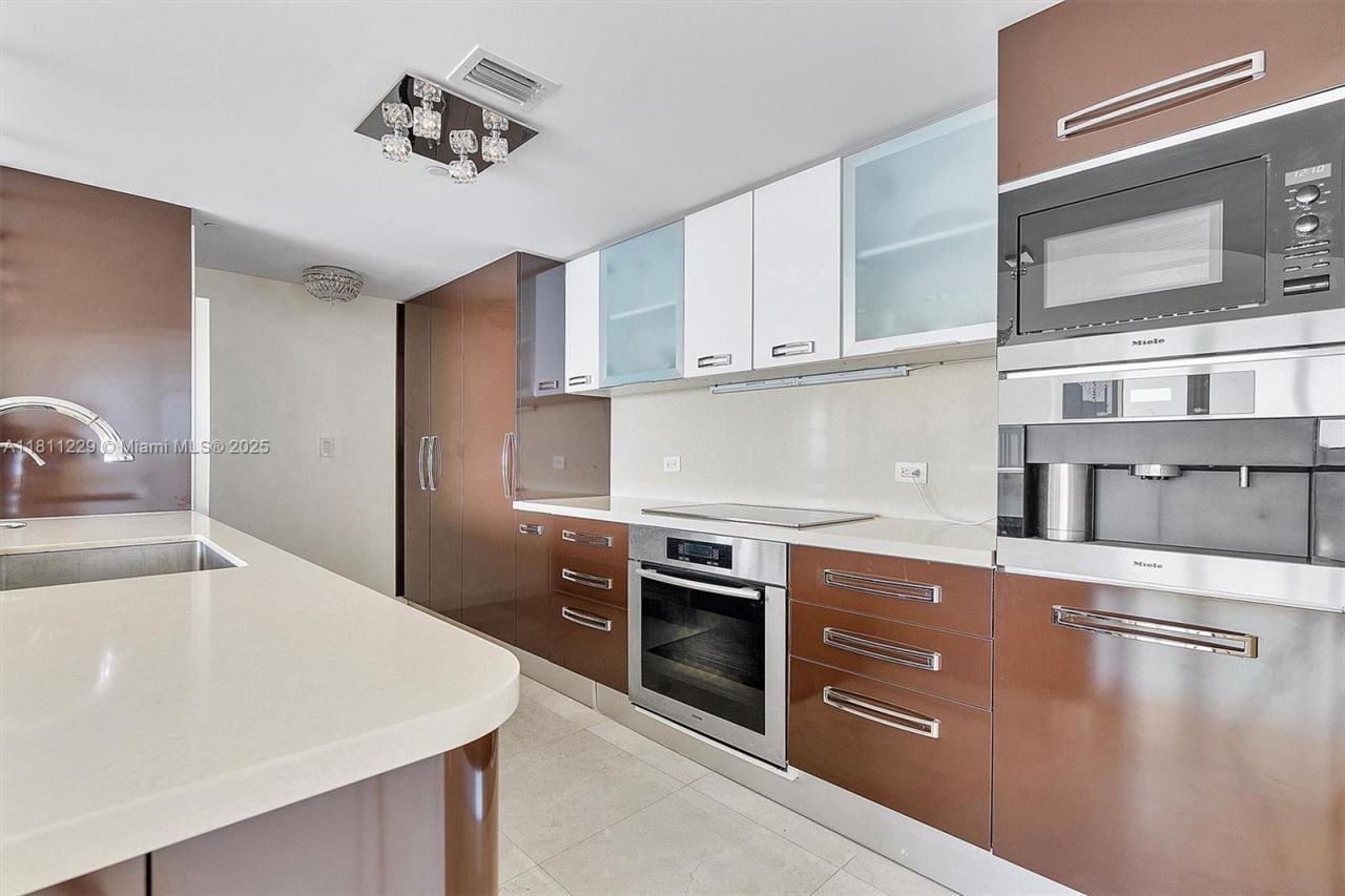 17201 Collins Ave, Unit 1205, Sunny Isles Beach, FL 33160 Photo