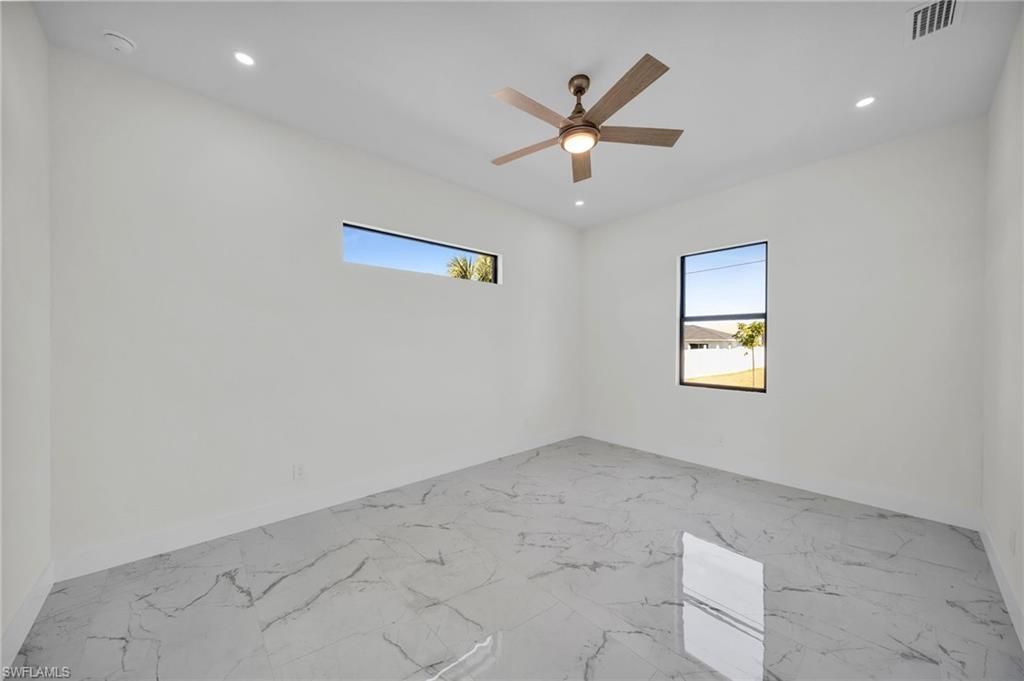 1002 NE 7th Ave, Cape Coral, FL 33909 Photo