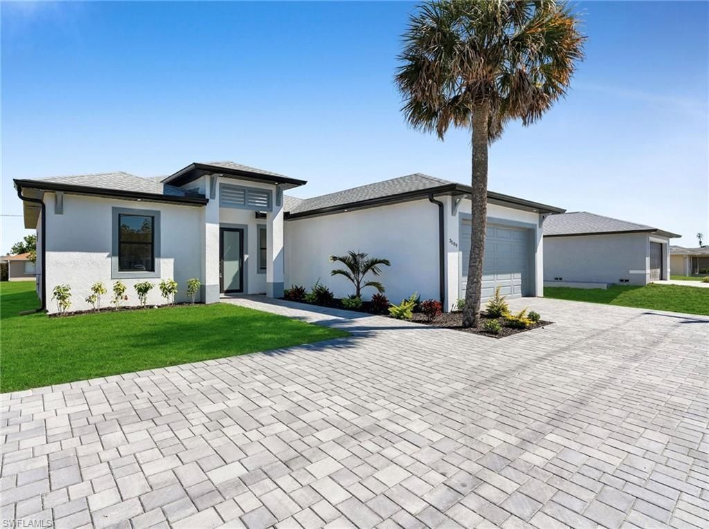 1002 NE 7th Ave, Cape Coral, FL 33909 Photo