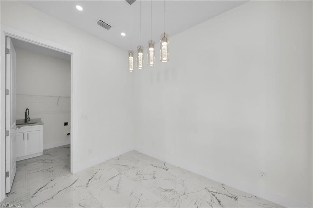 1002 NE 7th Ave, Cape Coral, FL 33909 Photo