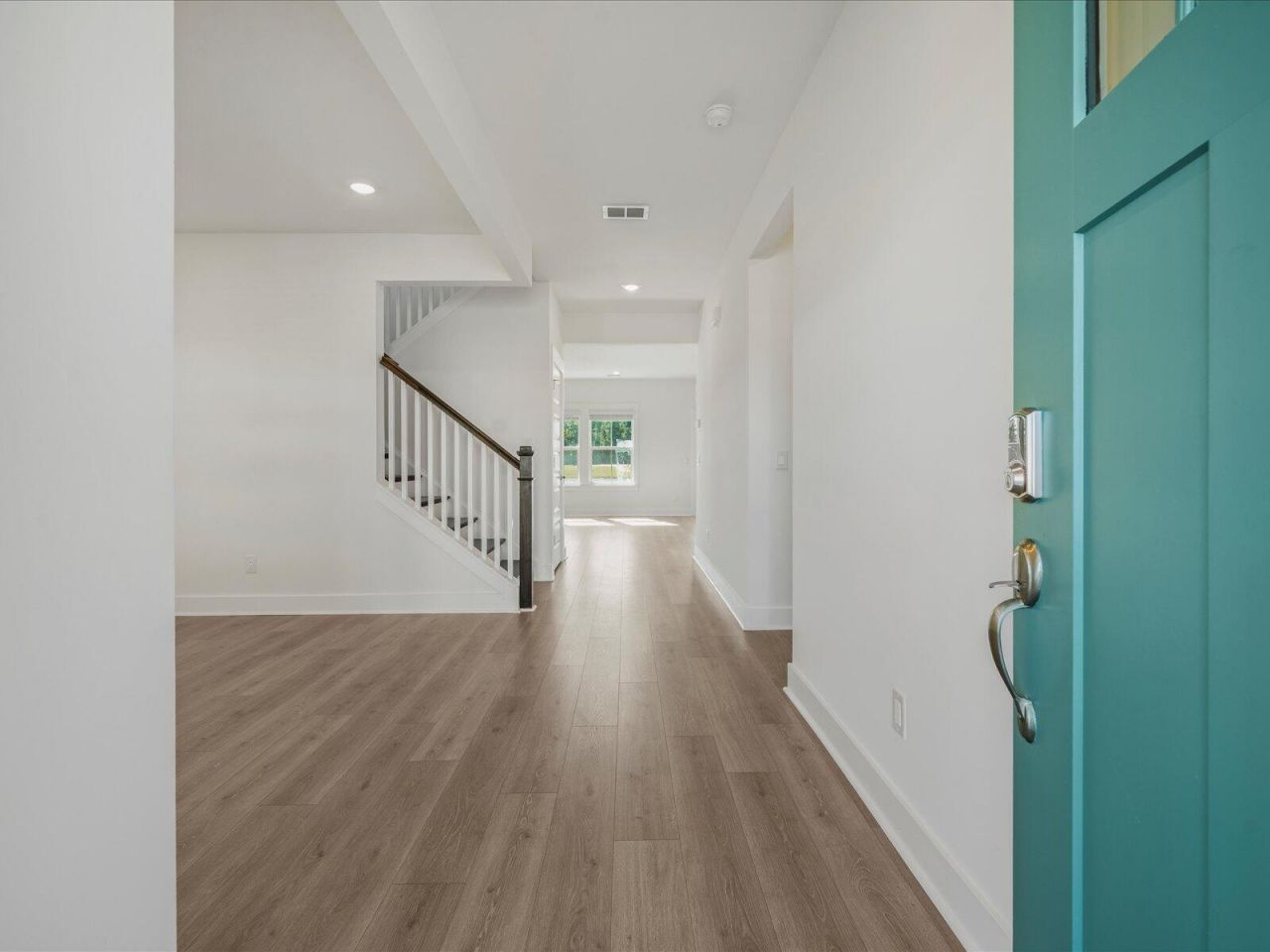 421 Radiant Blue Way Photo 6