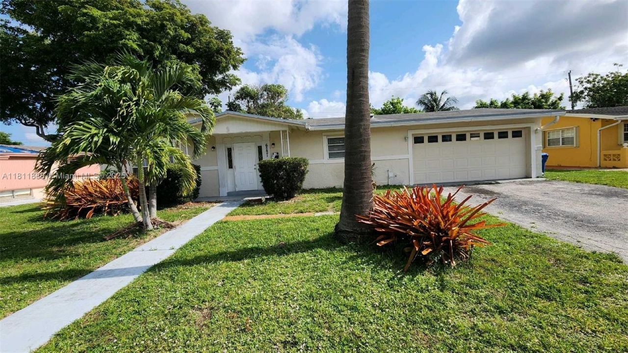 6221 NW 17th St, Sunrise, FL 33313 Photo