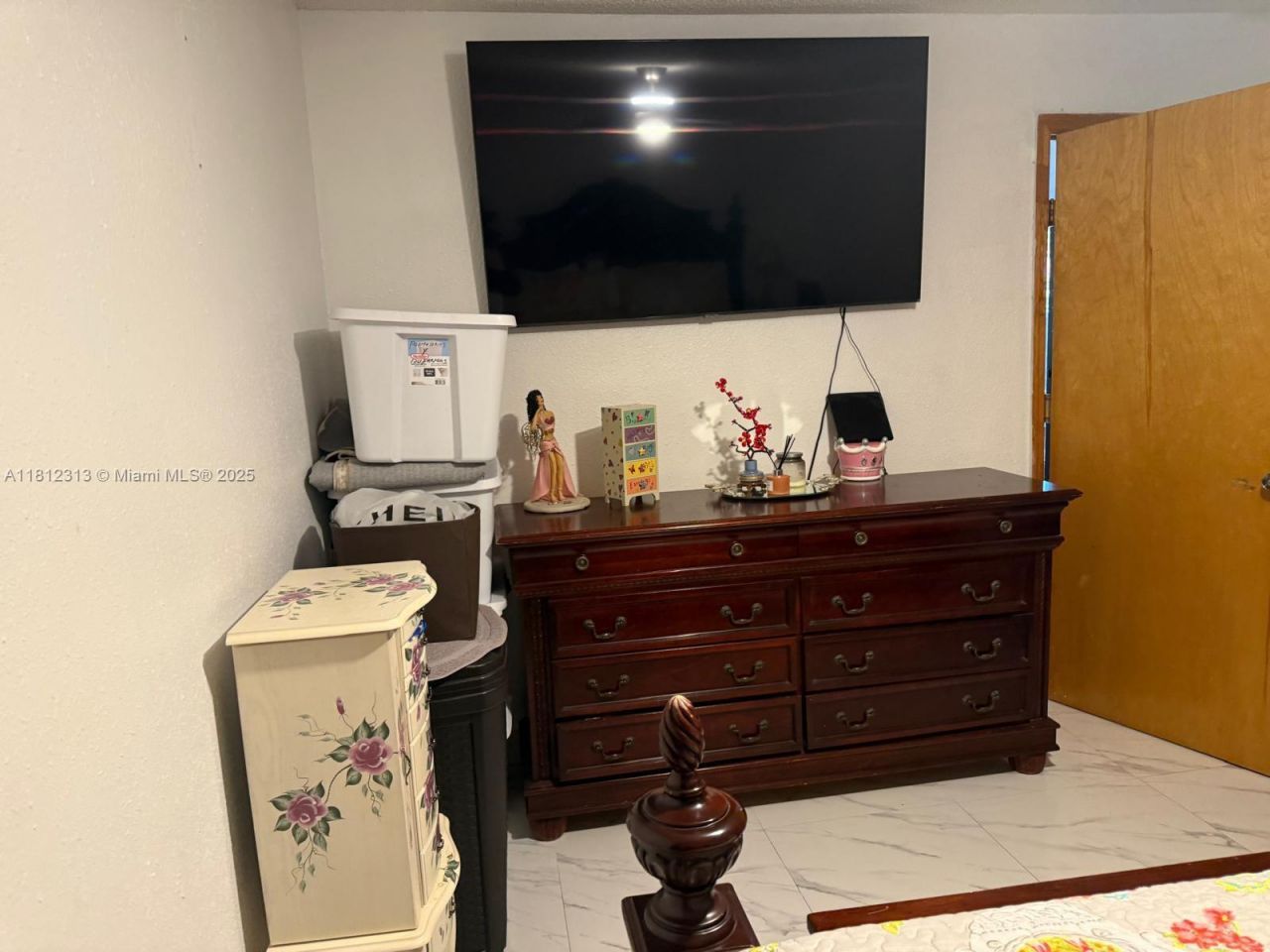 3297 W 70th St, Hialeah, FL 33018 Photo