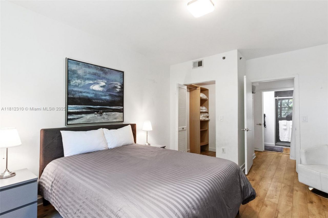 19999 E Country Club Dr, Unit 1106, Aventura, FL 33180 Photo