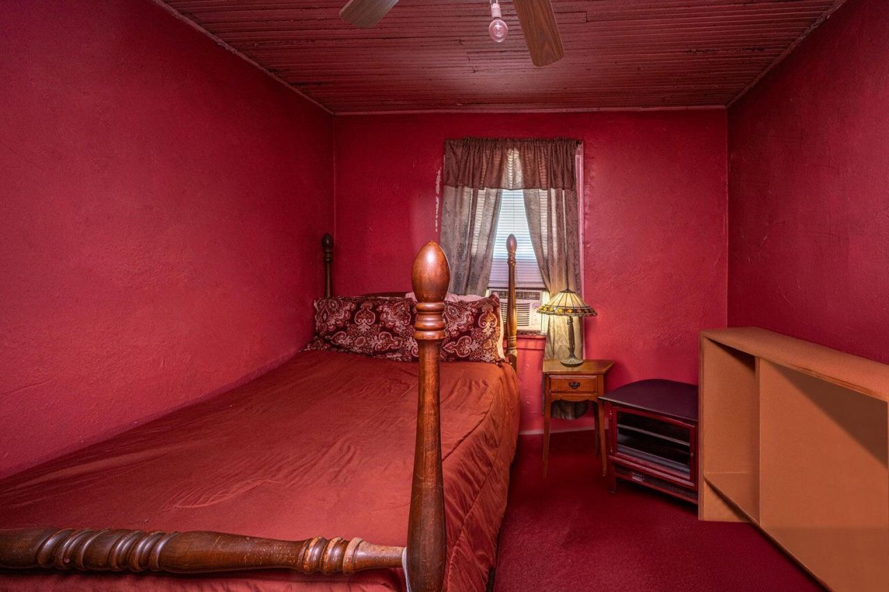 200 Fishburne Street Photo 22