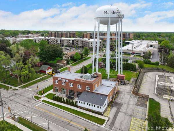 169 N Seymour Avenue, Mundelein, IL 60060