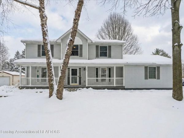 816 Creyts Road, Dimondale, MI 48821
