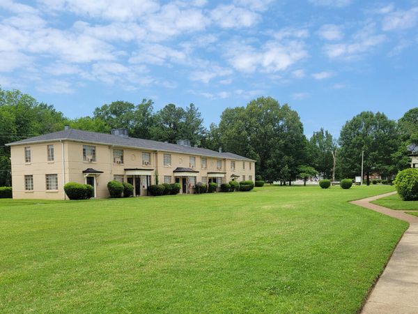 1903 S Parkway E, Memphis, TN 38114