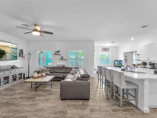 21342 SW 132nd Pl, Miami, FL 33177