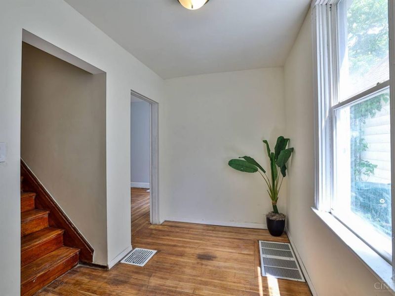 812 Fairbanks Avenue, Cincinnati, OH 45205 Photo 4