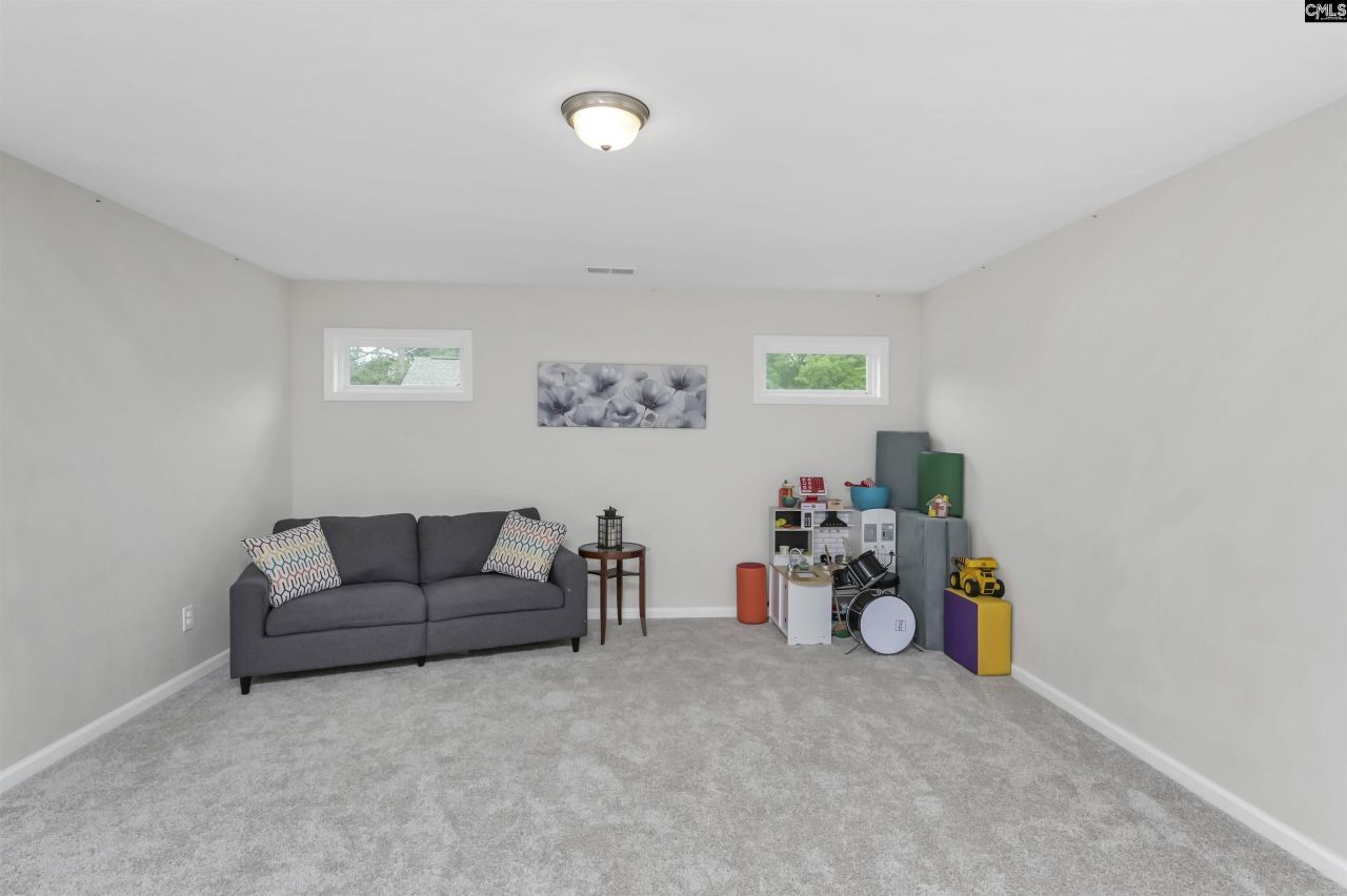 53 Findlay Circle Photo 27