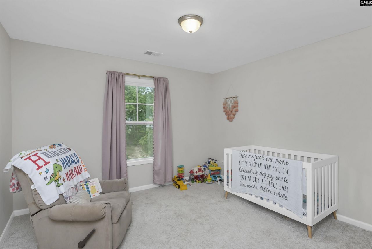 53 Findlay Circle Photo 33