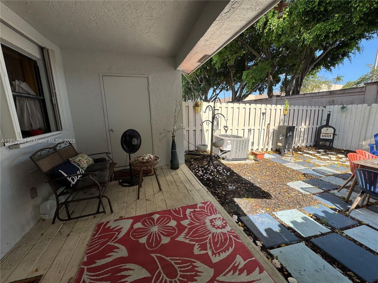 10428 NW 3rd St, Pembroke Pines, FL 33026 Photo