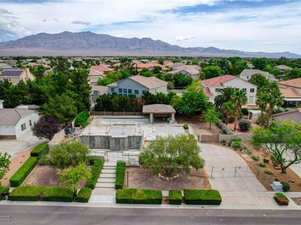 7360 Bachelors Button Drive, Las Vegas, NV 89131