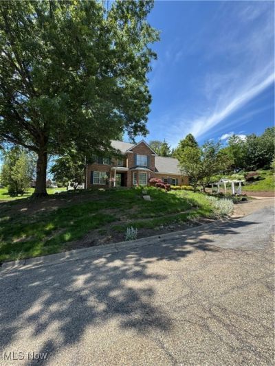 106 Toni Lane, Saint Clairsville, OH 43950 Main Photo