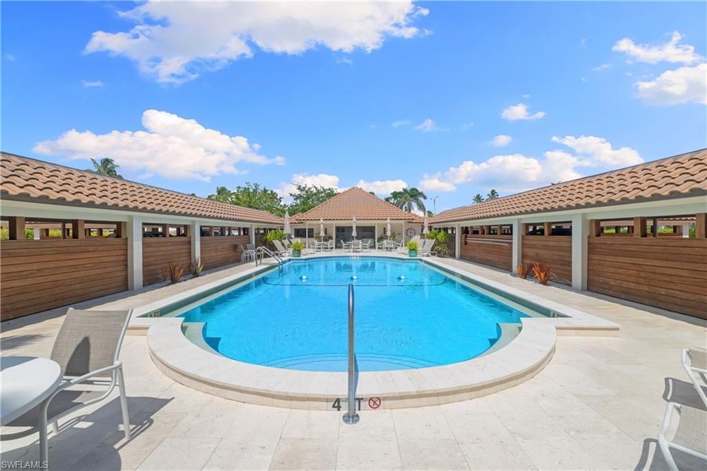 2600 Gulf Shore Blvd N, Unit 54, Naples, FL 34103 Photo