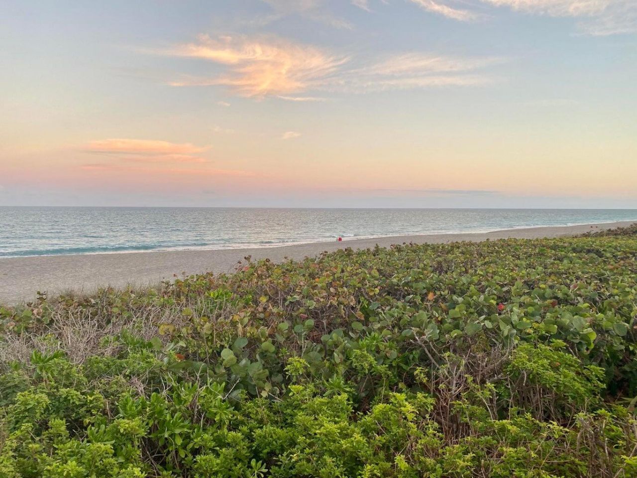 24 Uno Lago Drive, Juno Beach, FL 33408 Photo