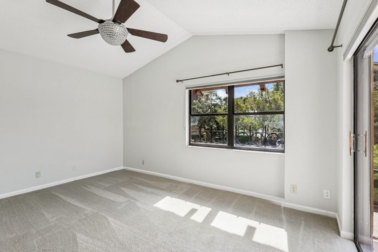 24 Uno Lago Drive, Juno Beach, FL 33408 Photo