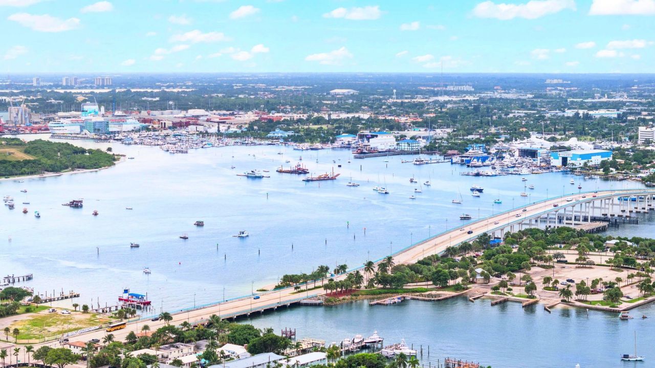 3100 N Ocean Drive, Unit H-1608, Singer Island, FL 33404 Photo