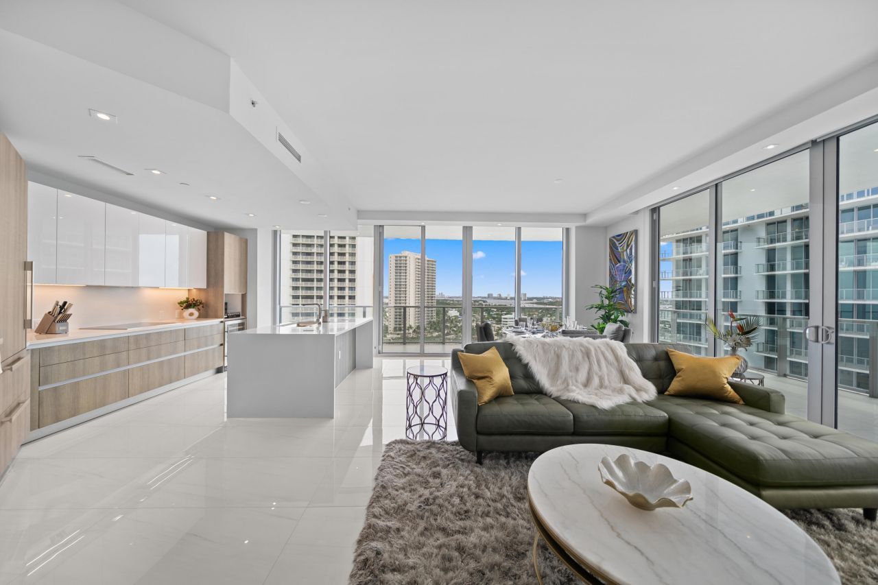 3100 N Ocean Drive, Unit H-1608, Singer Island, FL 33404 Photo