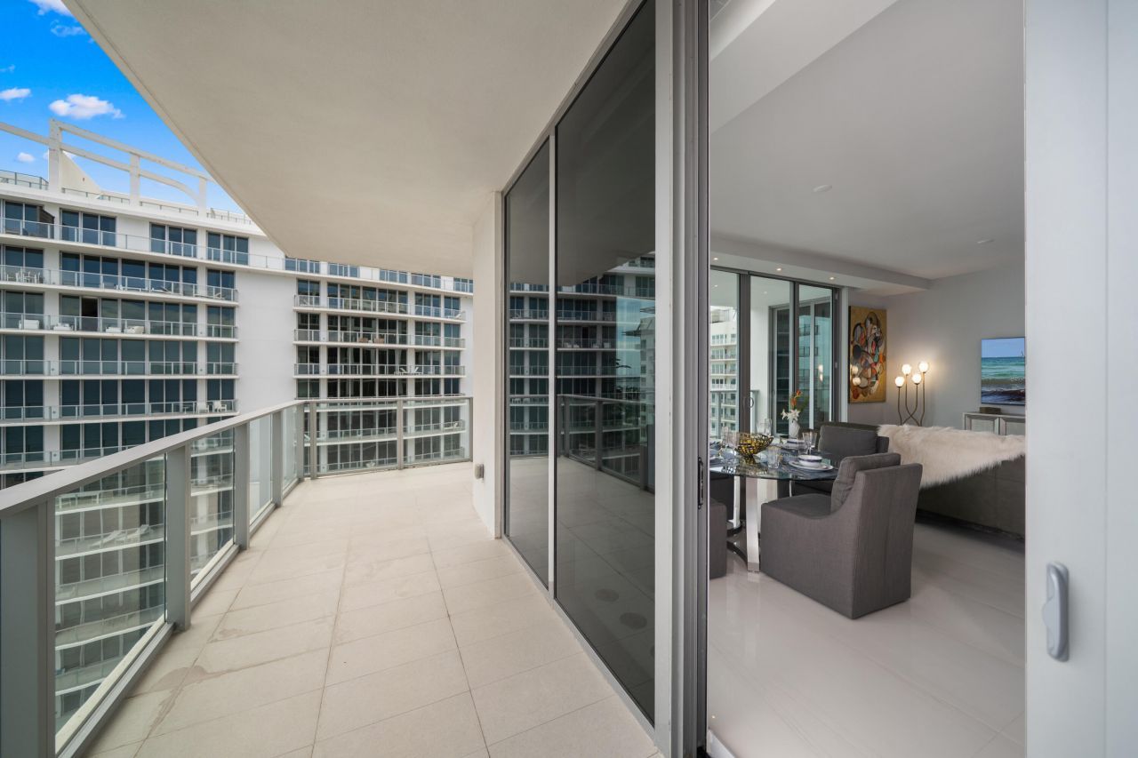 3100 N Ocean Drive, Unit H-1608, Singer Island, FL 33404 Photo