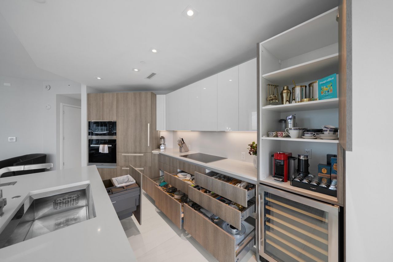 3100 N Ocean Drive, Unit H-1608, Singer Island, FL 33404 Photo