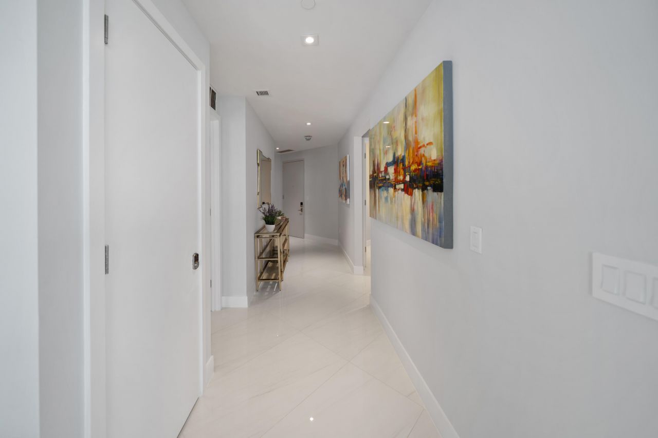 3100 N Ocean Drive, Unit H-1608, Singer Island, FL 33404 Photo