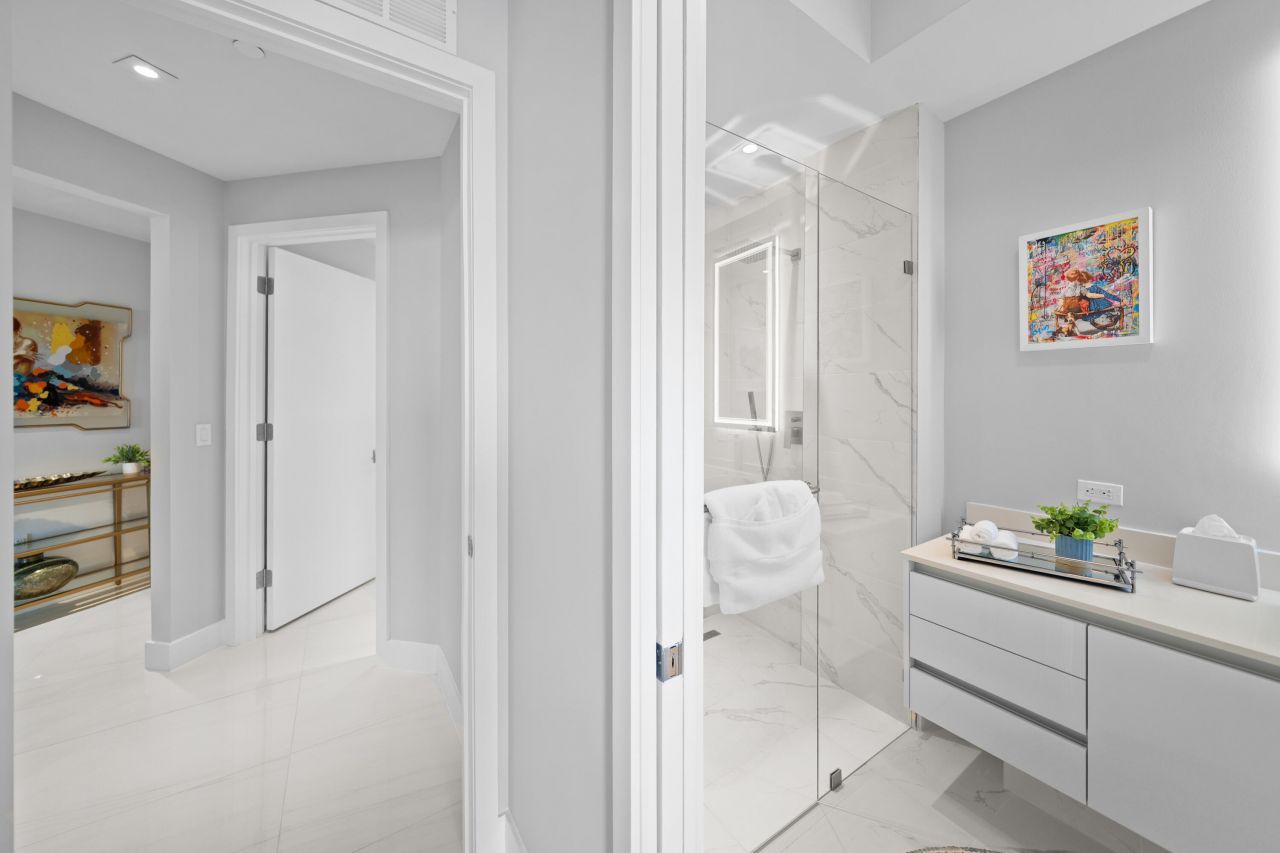 3100 N Ocean Drive, Unit H-1608, Singer Island, FL 33404 Photo