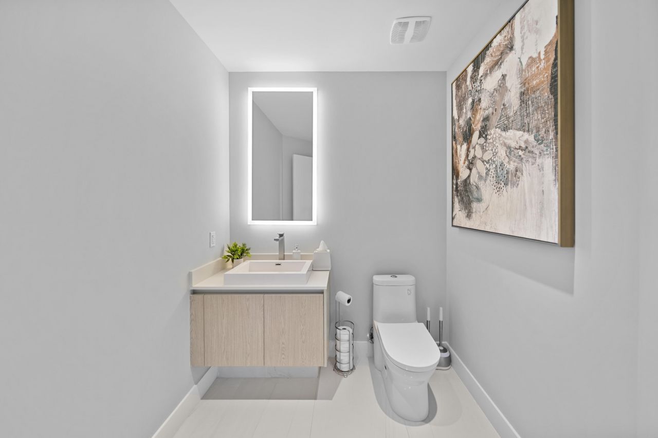 3100 N Ocean Drive, Unit H-1608, Singer Island, FL 33404 Photo