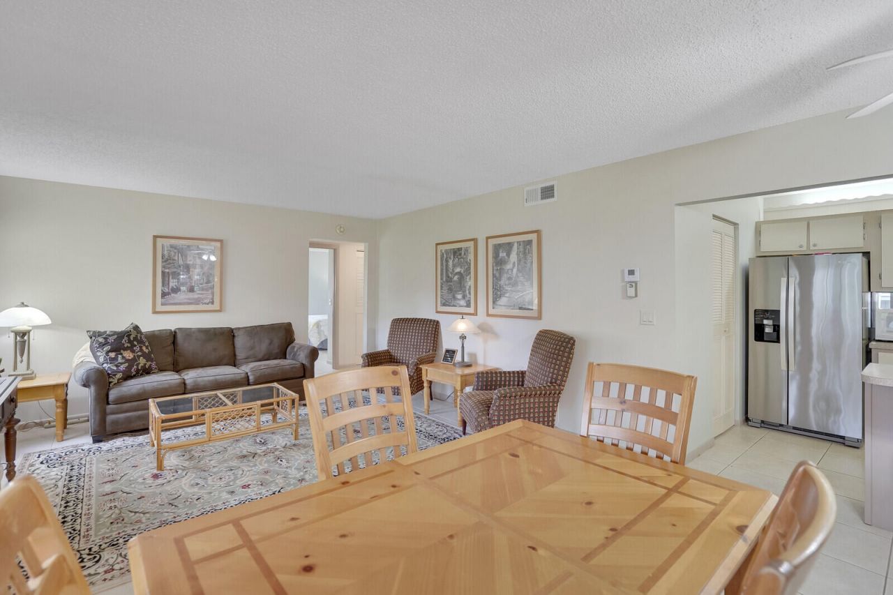 331 Knotty Pine Circle, Unit C-1, Greenacres, FL 33463 Photo