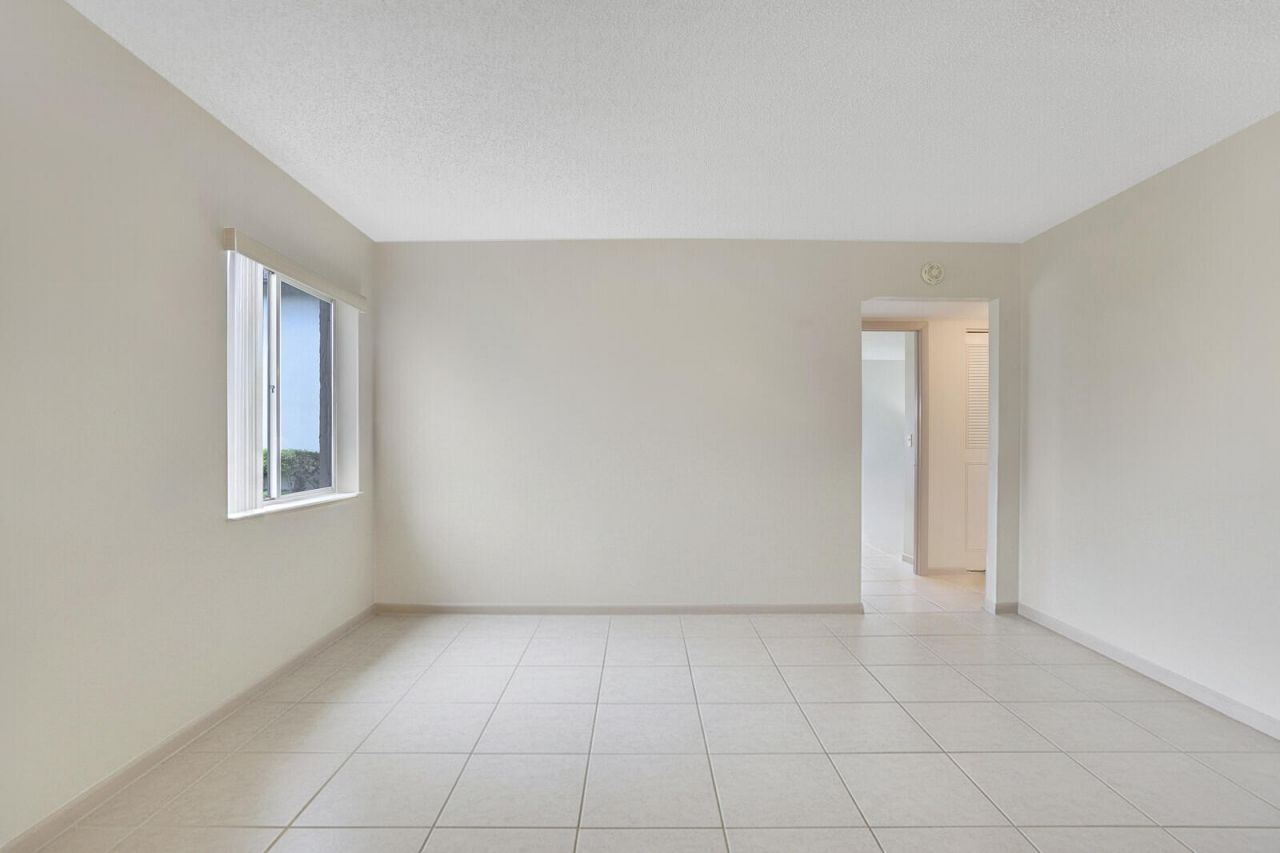 331 Knotty Pine Circle, Unit C-1, Greenacres, FL 33463 Photo