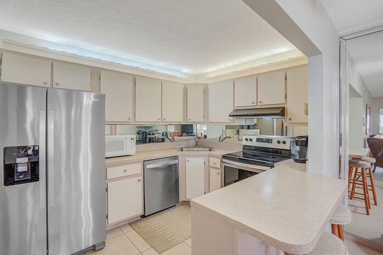 331 Knotty Pine Circle, Unit C-1, Greenacres, FL 33463 Photo